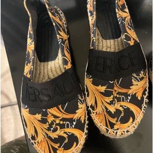Versace Espadrilles Kids sz 2.5